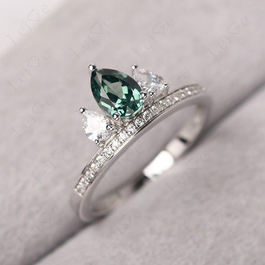 Teardrop Green Sapphire 3 Stone Mothers Ring Silver
