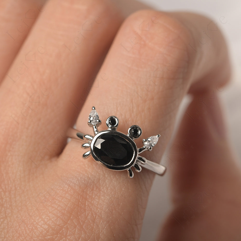 Oval Shape Bezel Set Black Spinel Crab Rings
