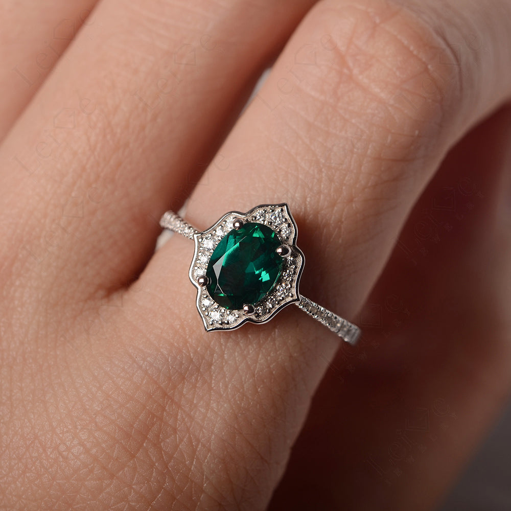 Emerald Vintage Oval Halo Engagement Rings